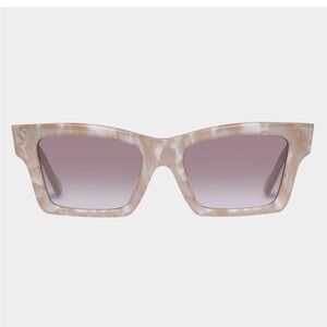 LE SPECS SUNGLASSES HERO ALT FIT  IN GOLD SEASHELL
